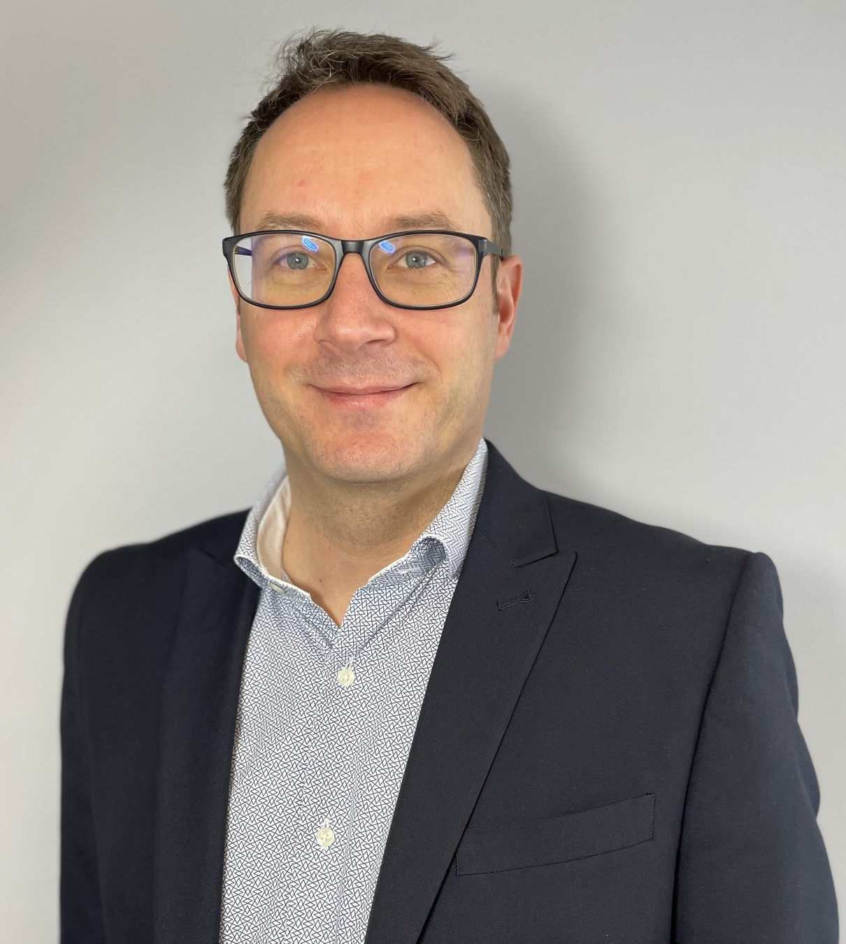 JULIUS RUTHERFOORD APPOINTS NEW FINANCE DIRECTOR